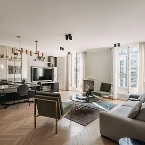 Highstay - Luxury Serviced - Rue De Rivoli Apartment Paris