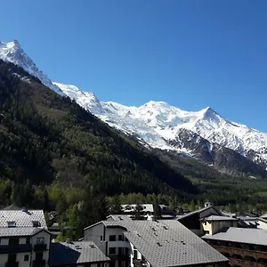 Lognan 6 Centre Mont Blanc Apartment